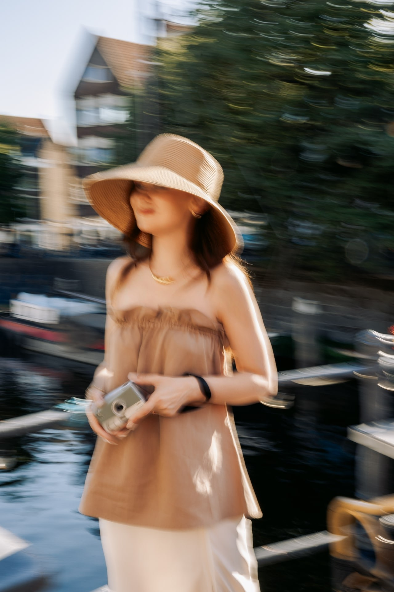 Café Portrait — Lifestyle Photoshoot in Rotterdam. Romantic & Soulful Photography by Natalia Olhova in Rotterdam