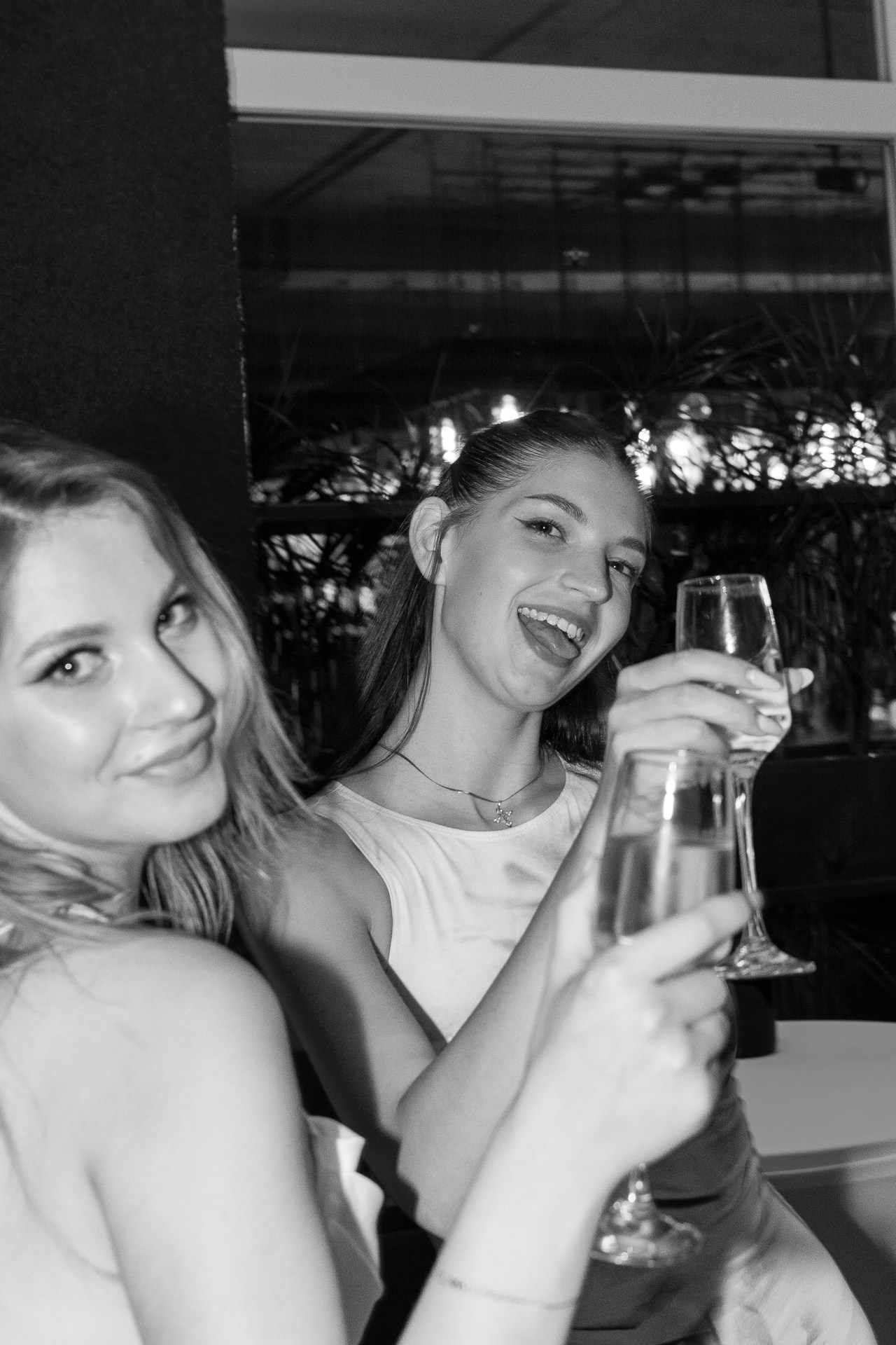 Праздники / семейные фото / свадьбы / свадебные фотосеты / репортажная съёмка