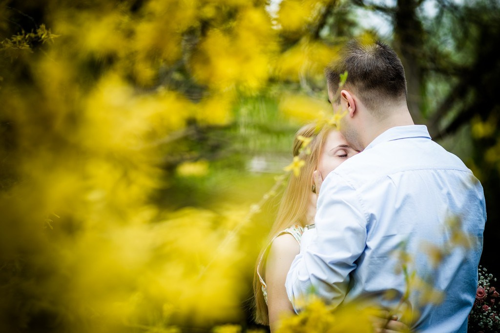 Sedinta foto Carmen si Ionut by Fotograf profesionist Iasi — Eduard Schiopu