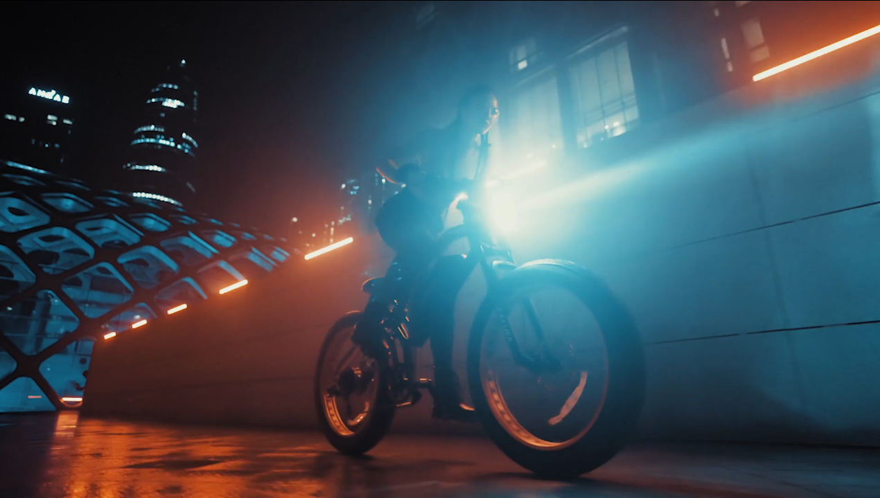 KAKUKA: E-BIKE. Сhillfilms