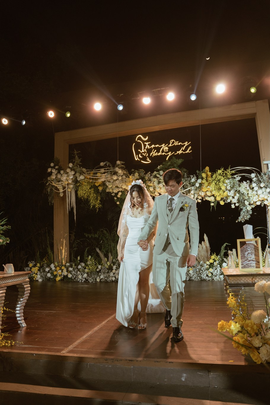 DUNG & ANH. WEDDING PHOTOGRAPHER IN VIETNAM