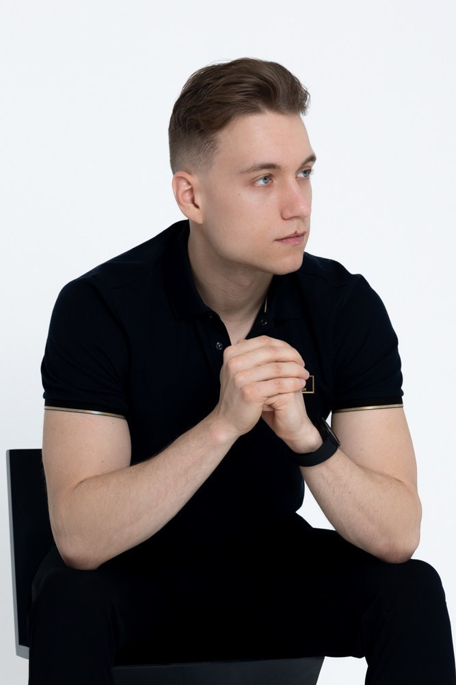 Atsauksmes. Portretu fotosesija Rīgā| Biznesa portretu foto | Korporatīvās un darbinieku fotosesijas | Pasākumu fotogrāfs | Produktu fotogrāfs