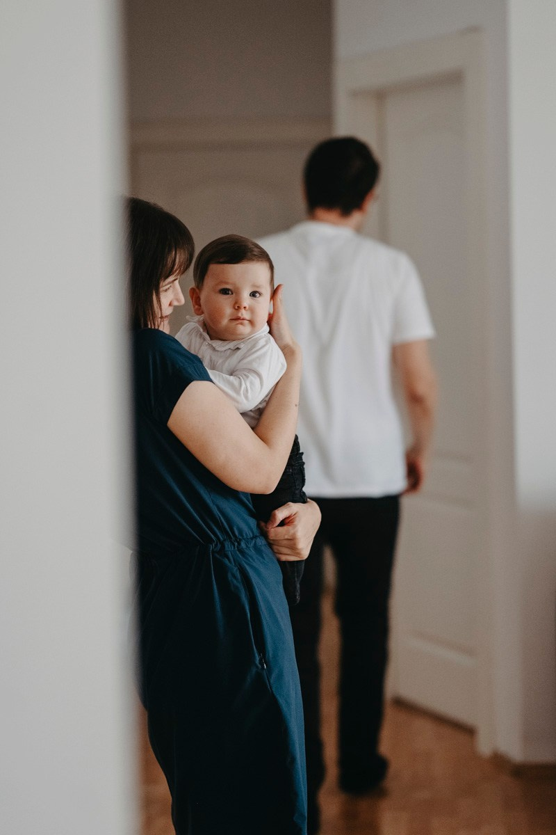 Porodicno fotografisanje kod kuce — Andjela, Lazar, Janko i Mihajlo. Deciji i porodicni fotograf u Beogradu Oksana Skendzic