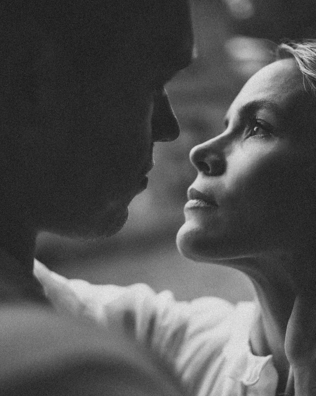 Lost in Love in Riga. Wedding and Portrait Photographer Evie Moon