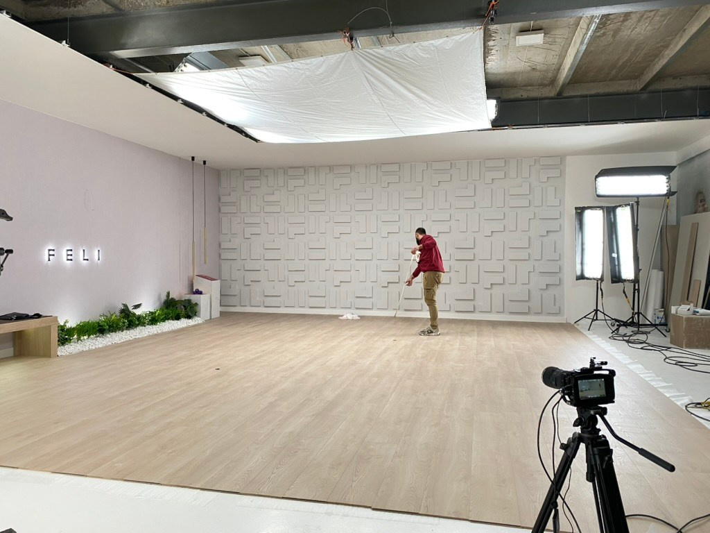 Studio Photogenic. Commercial and studio photographer in Belgrade