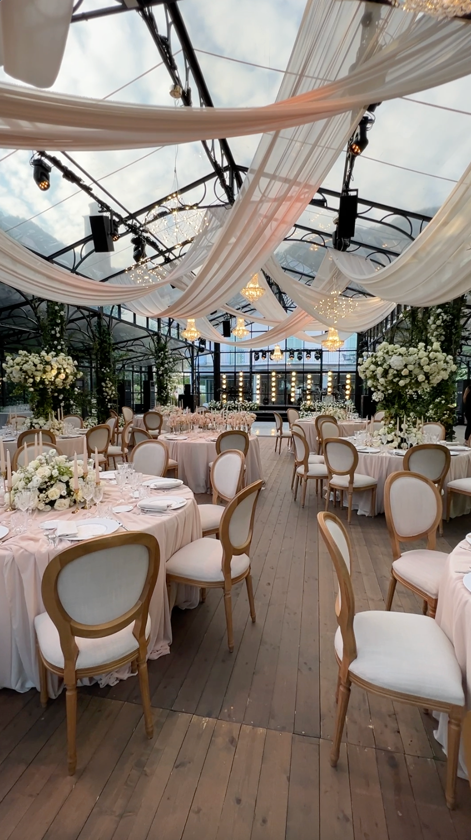 CONTENT CREATION. ALEX ZARIES, WEDDING VIDEOGRAPHER