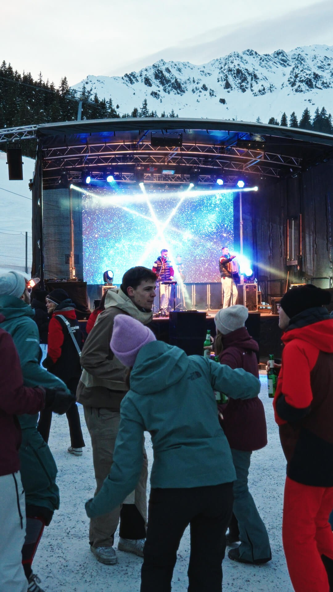 Zillertal Hochfügen. 808Media – Professionelle Foto- und Videografie für Restaurants, Hotels, Events und Hochzeiten in Innsbruck und Tirol