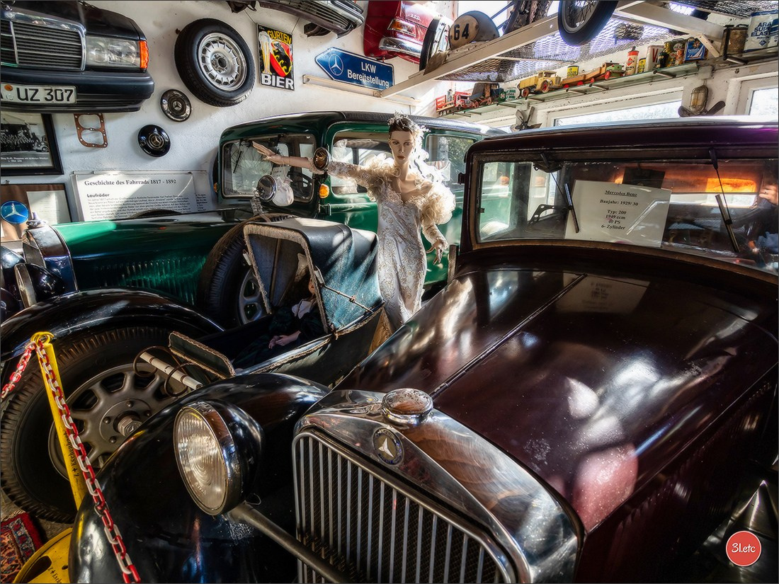 Удивительное место - частный музей старинного хлама - Fahrzeugmuseum. Photographe à Strasbourg | Portraits, Studio, Enfants, Événements