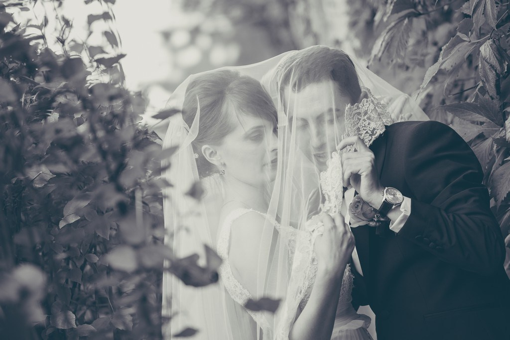 Minodora si Liviu by fotograf nunta Iasi — Eduard Schiopu