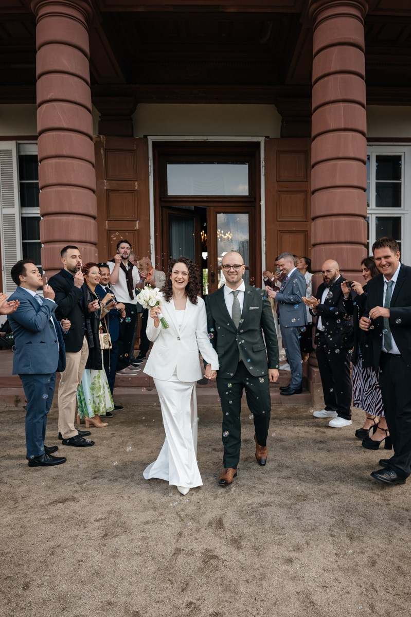 Civil Wedding at Schloss Philippsruhe in Hanau. Wedding photographer & videographer Frankfurt | Denis Mirosnik