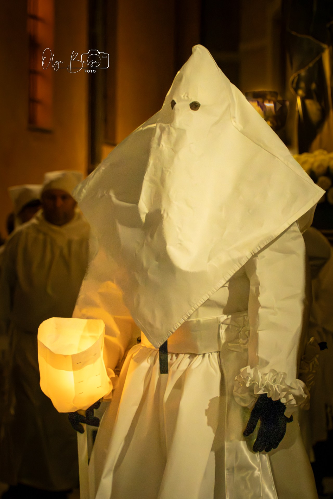 Settimana Santa. Olga Manukhina fotografo in Sardegna