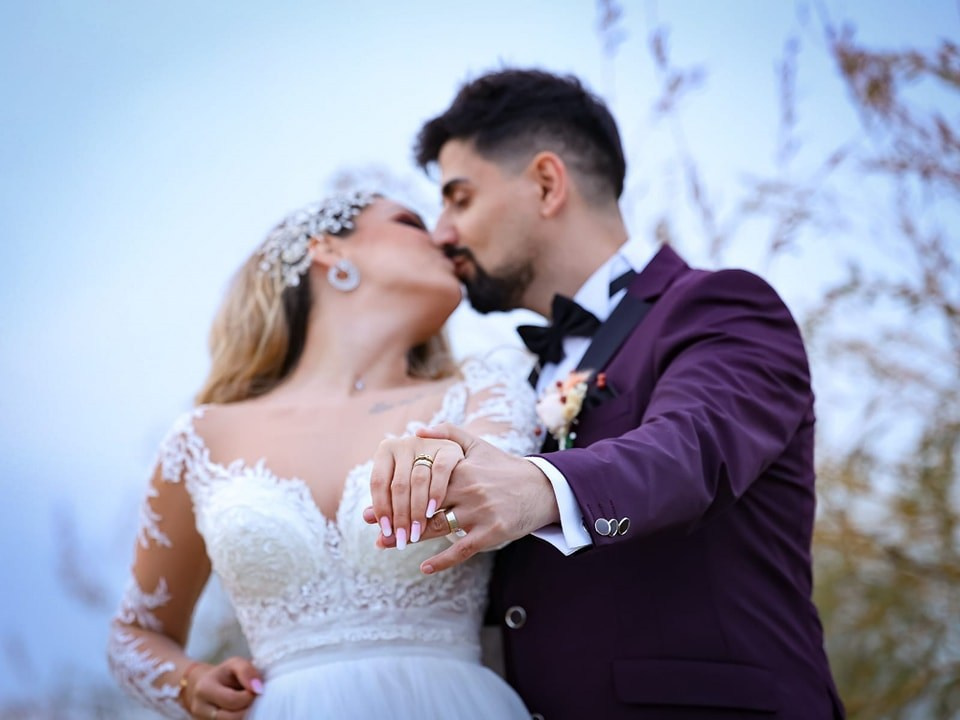 Sebi & Magda. Fotograf Nuntă Constanța - Moments by Gub