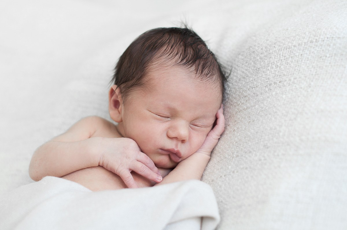 Primeros días. Fotografia de familias en Alicante Mónica Santonja