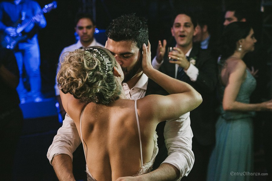 THAÍSA & JOÃO. EntreOlhares Fotografia e Filmagem de Casamentos em Recife/PE e João Pessoa/PB — Momentos únicos eternizados com sensibilidade