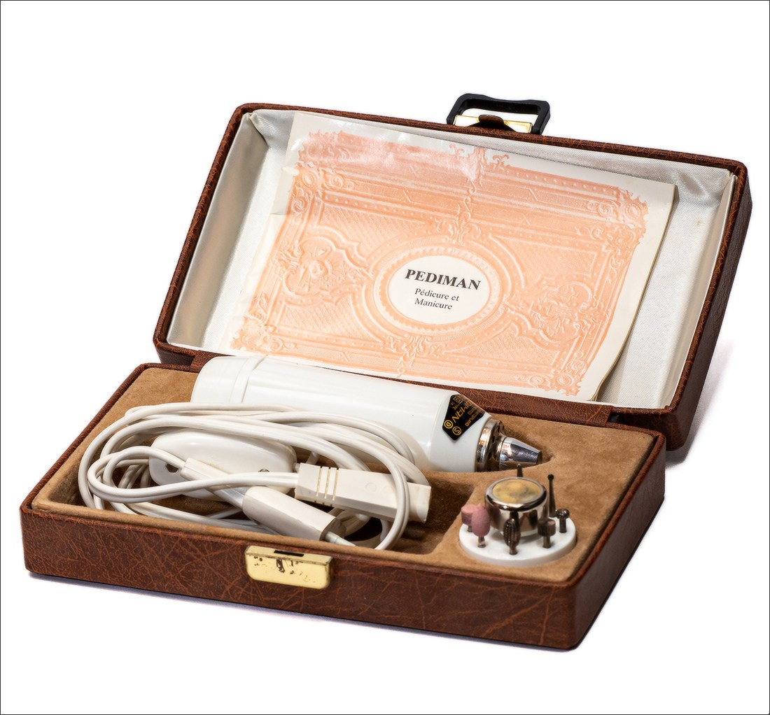 Old instruments for cosmetology