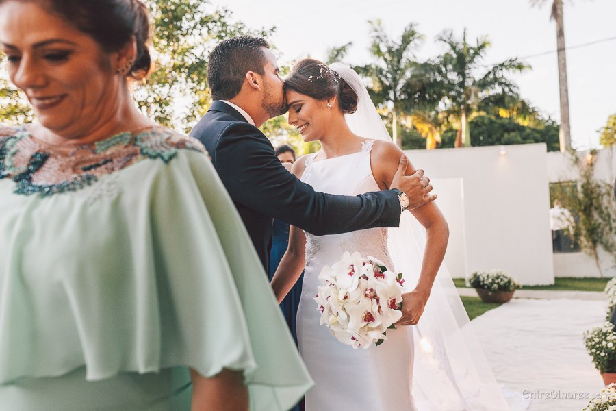 Casamento de Márcia e Marcos na Casa de Chá em Aldeia Pernambuco. Casamento ao ar livre. EntreOlhares Fotografia e Filmagem de Casamentos em Recife/PE e João Pessoa/PB — Momentos únicos eternizados com sensibilidade