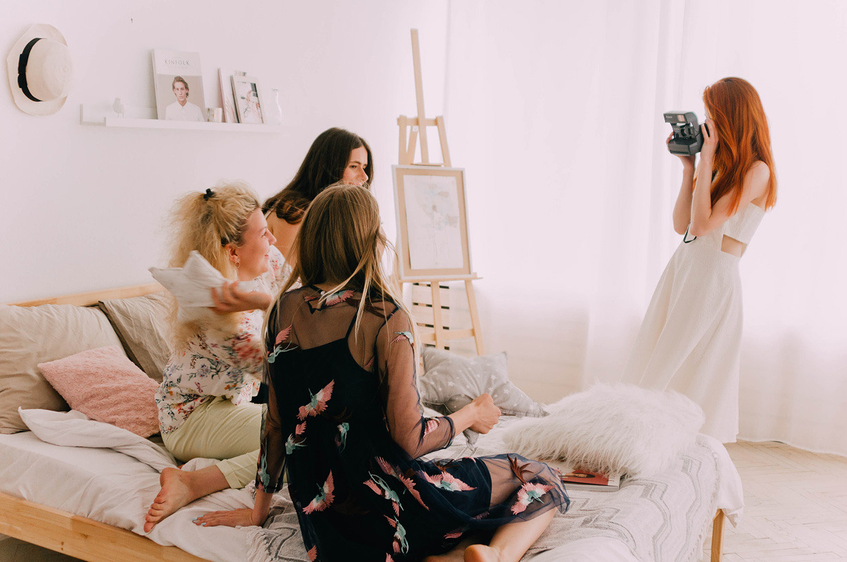 Hen party studio photoshoot. Photographe à Rouen, France