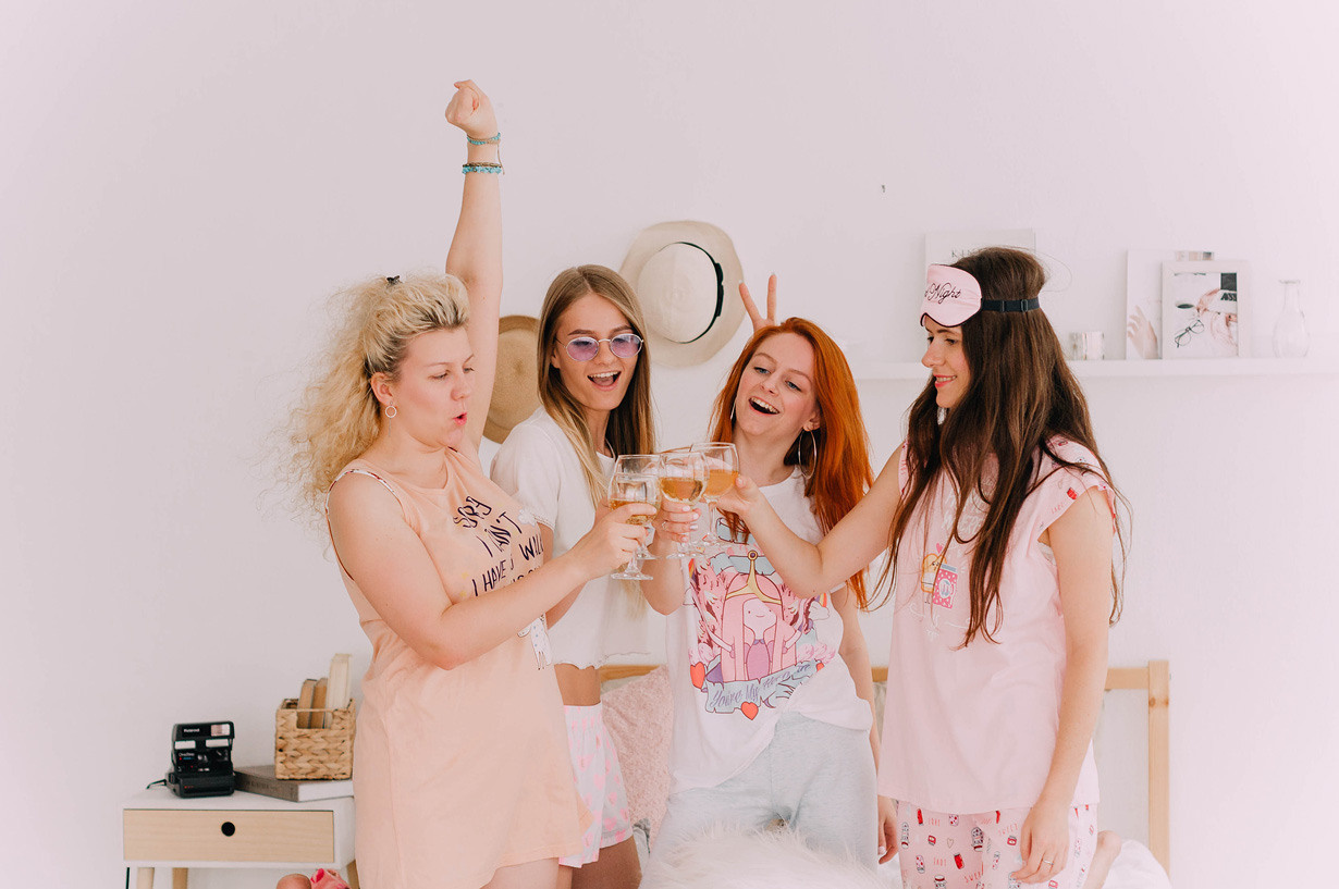 Hen party studio photoshoot. Photographe à Rouen, France