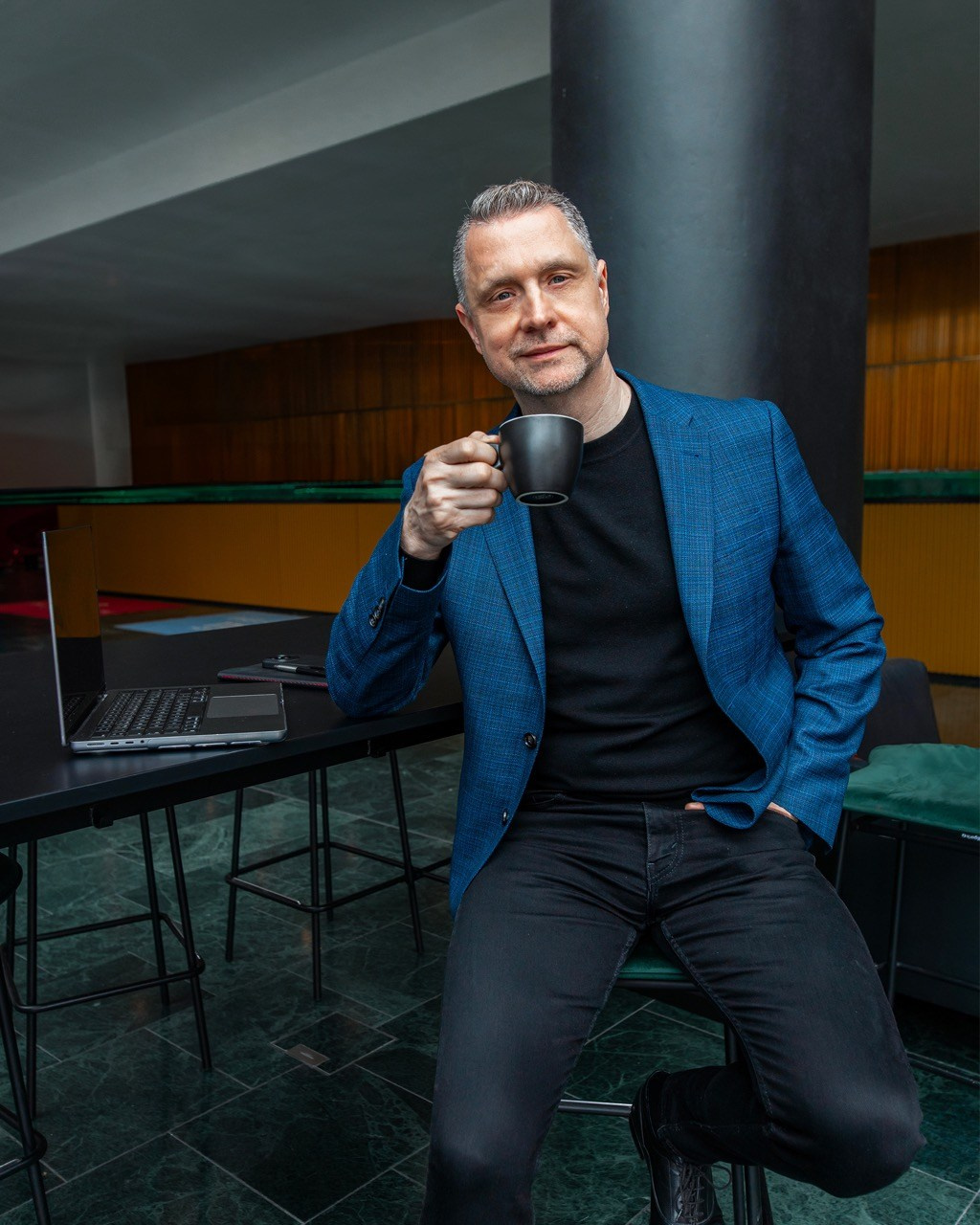 Dana Lišková - Portrétní a brandová fotografka Praha - Byznys portrét Praha - Brandové foto praha - Byznys portrét Praha