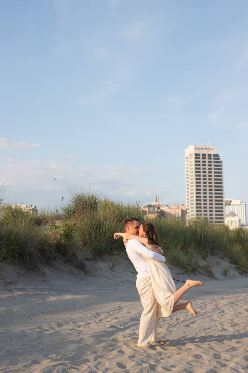 Beach pre wedding. Wedding Photographer & Videographer