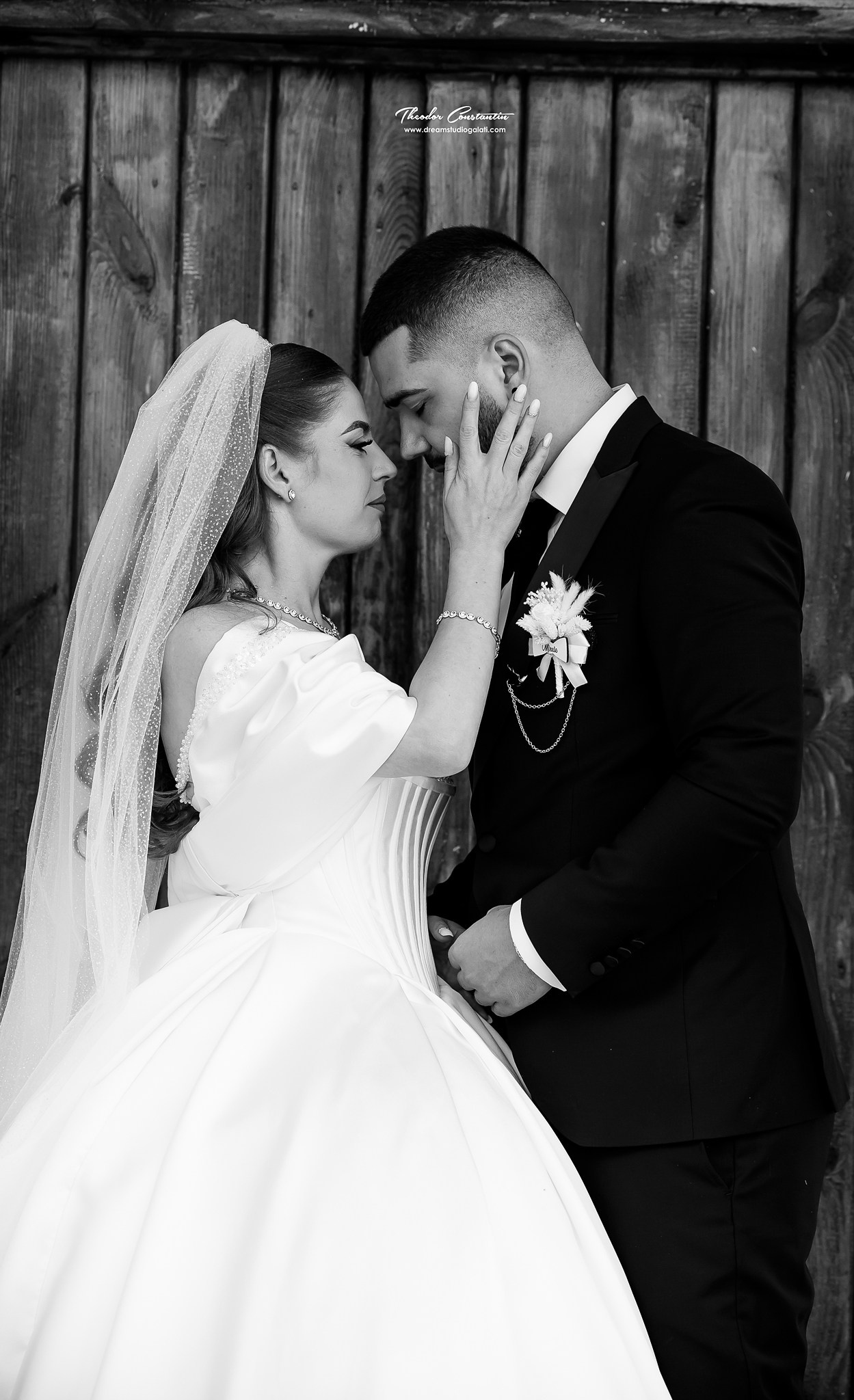 Shooting Foto Nunta. Dream Studio Galați – ședințe foto profesionale pentru familie, portrete și evenimente