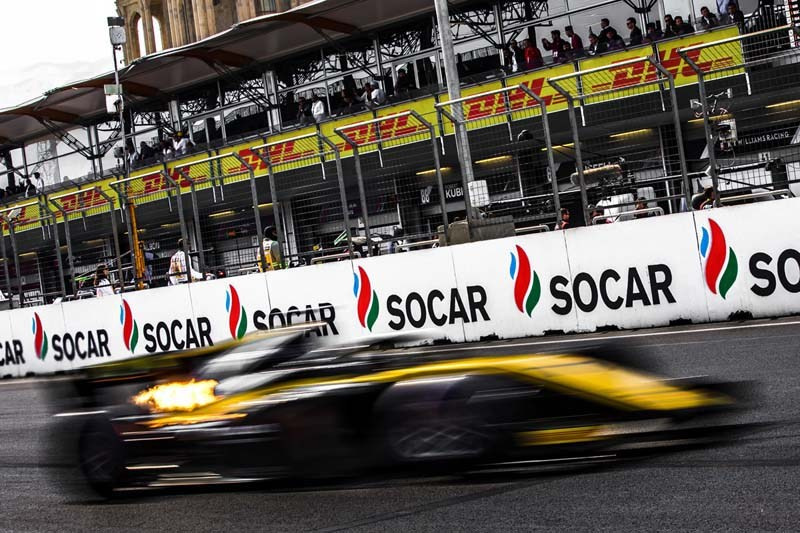 FORMULA 1. WORLDWIDE COMMERCIAL AUTOMOTIVE PHOTOGRAPHER