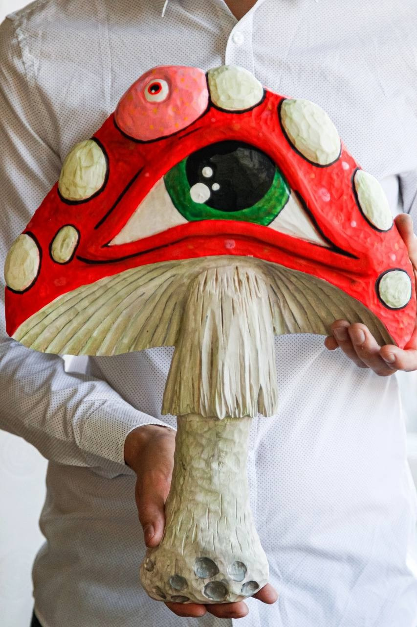 Скульптуры с окрашиванием. Резьба по дереву. Уникальные декоративные скульптуры для интерьера