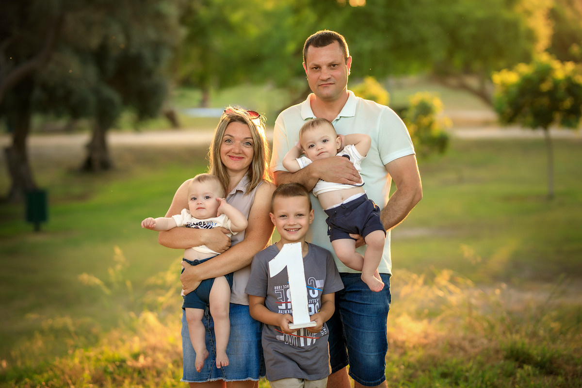 צילומי גיל שנה לשמעון ומכאל. נטליה רוזמן צלמת הריון ניובורן ילדים ובוק בת מצווה