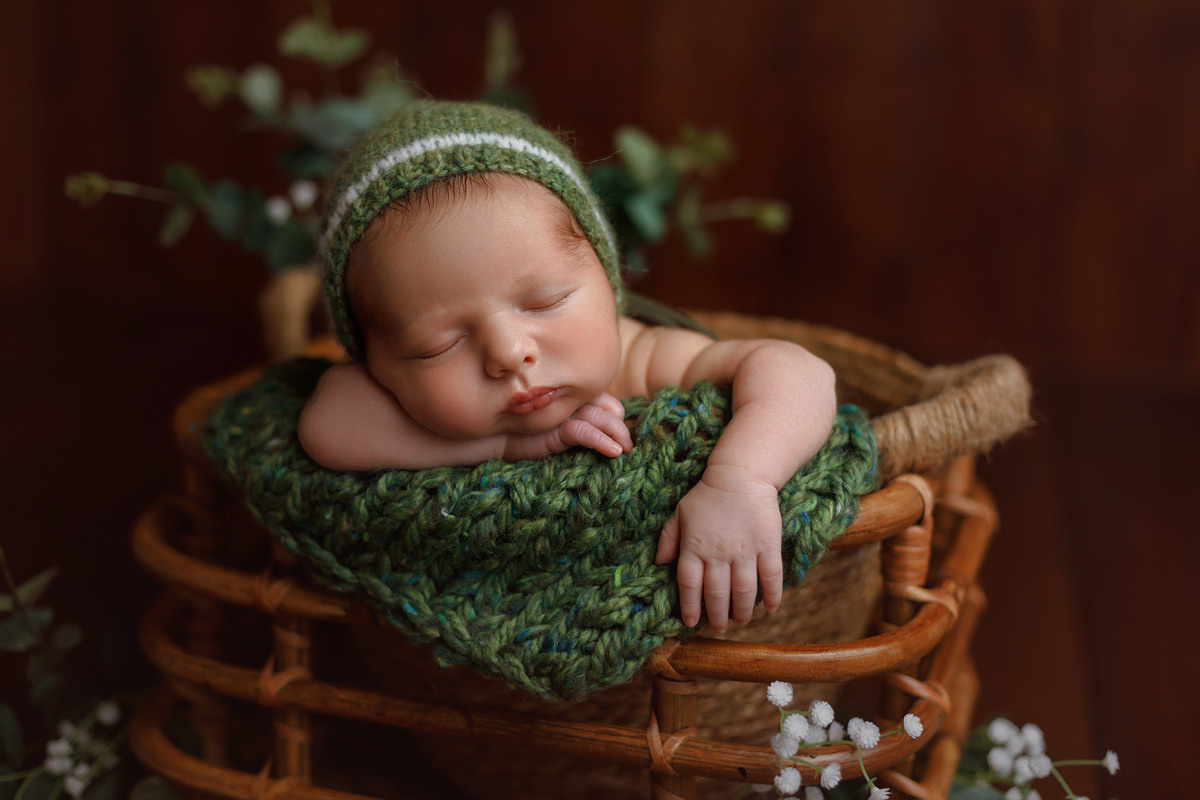 צילומי ניובורן לדוד בן 12 ימים. נטליה רוזמן צלמת הריון ניובורן ילדים ובוק בת מצווה