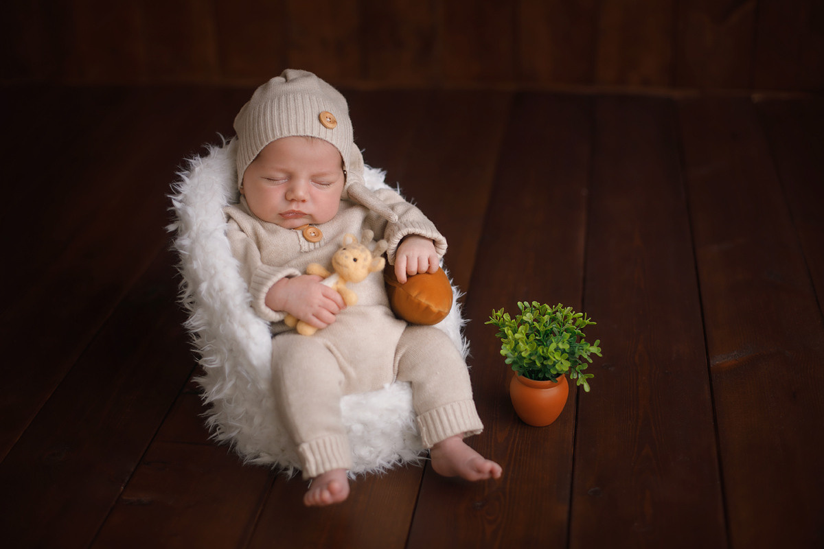 צילומי ניובורן לעידן. נטליה רוזמן צלמת הריון ניובורן ילדים ובוק בת מצווה
