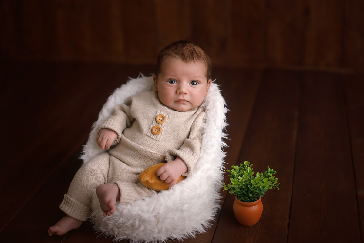 צילומי ניובורן לעידן. נטליה רוזמן צלמת הריון ניובורן ילדים ובוק בת מצווה