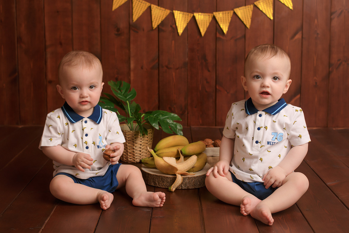 צילומי גיל שנה לשמעון ומכאל. נטליה רוזמן צלמת הריון ניובורן ילדים ובוק בת מצווה