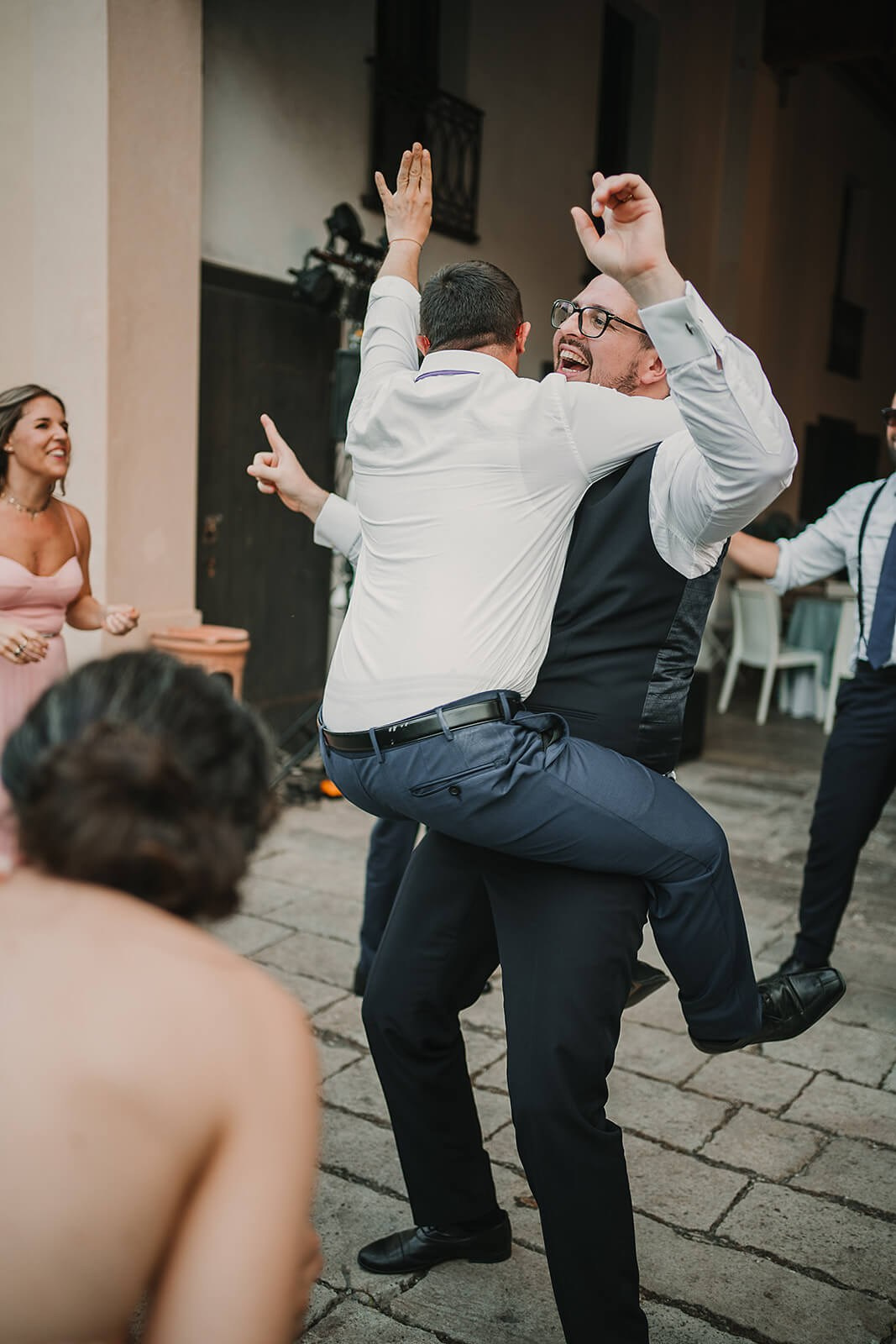 Wedding at Lispida Castle, Padua | El Velo Blanco. El Velo Blanco I Wedding Photographers
