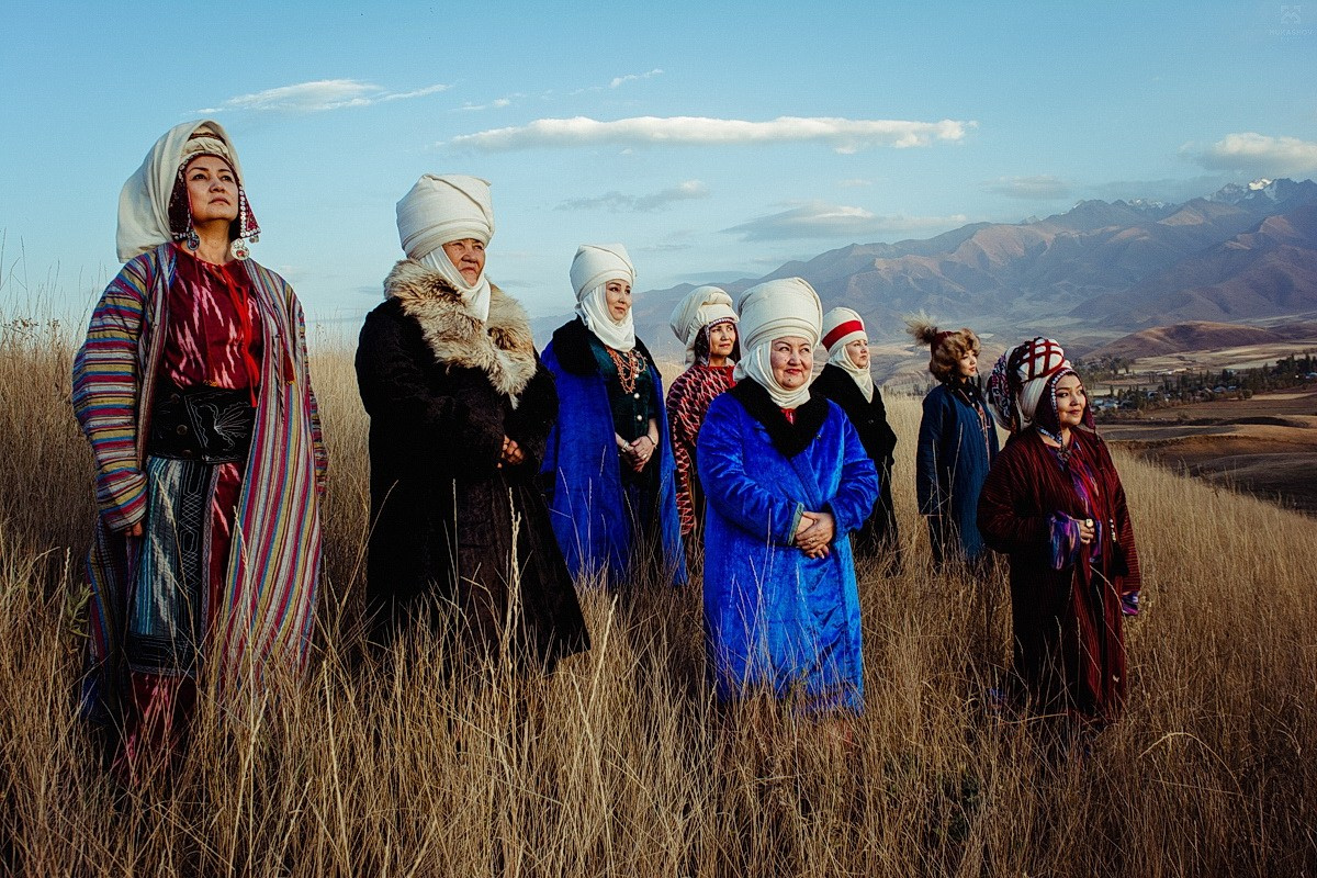 Необычная фотосессия в стиле этно. Фотограф в Бишкеке