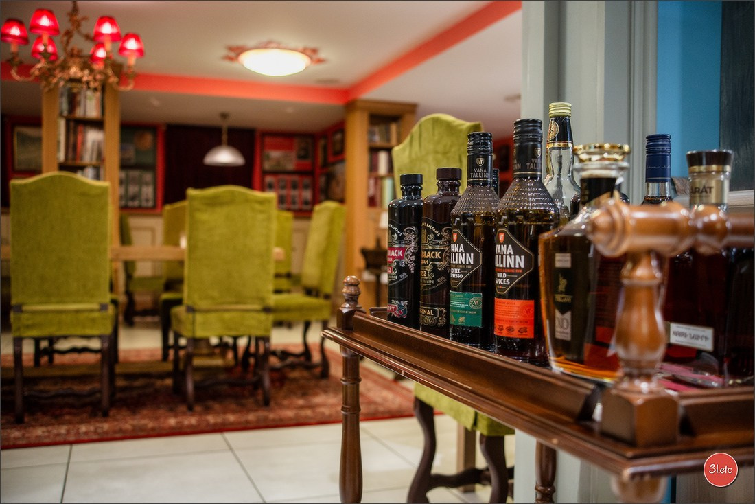 Интерьер ресторана "Достоевский". Photographe à Strasbourg | Portraits, Studio, Enfants, Événements