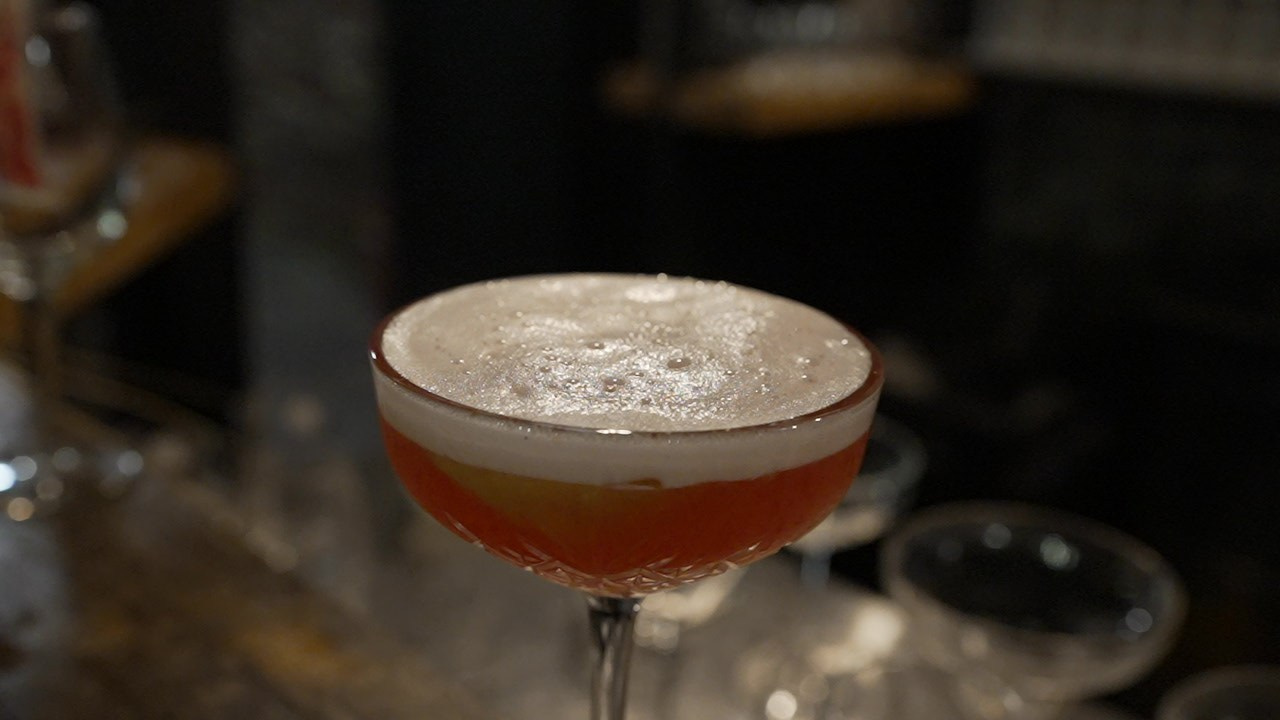 VIA / BASICO. Wedding and events photographers Studio Shalom