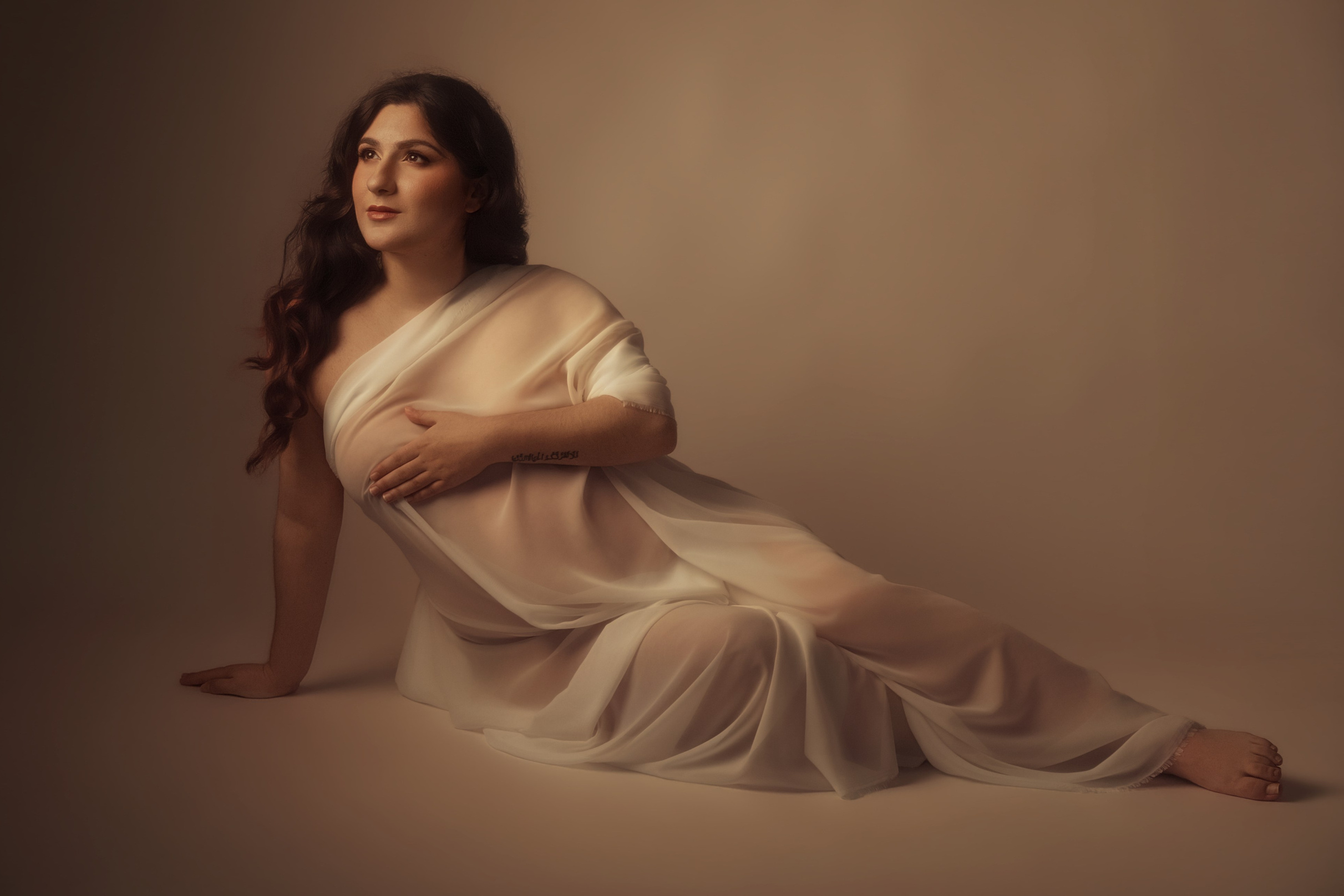 What Makes a Cinematic Portrait: A Connecticut Photographer’s Notes. Editorial Maternity Photographer in Hartford, Connecticut · Deschain Photography