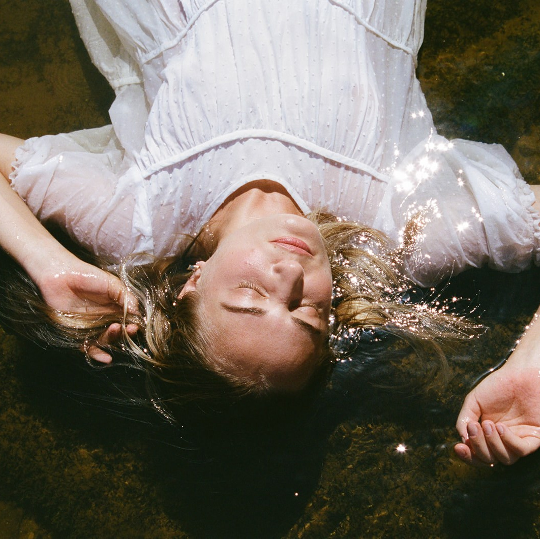 Anna Dobrovolskaia - documentary life-style family photographer based in Richmond, VA