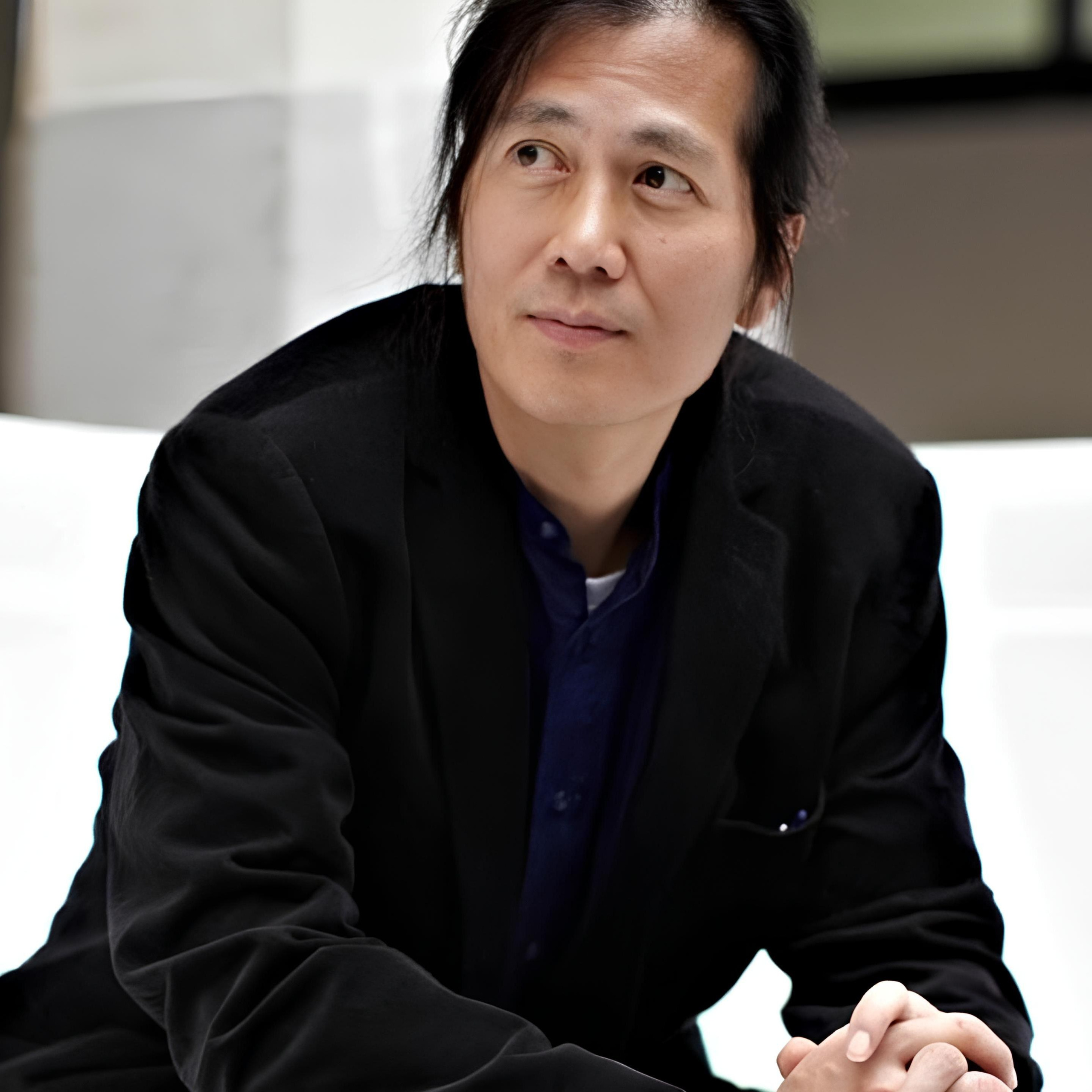 Бён-Чхоль Хан — южнокорейский философ современности. Change4Life: медитации, выгорание, мягкие навыки, ретриты