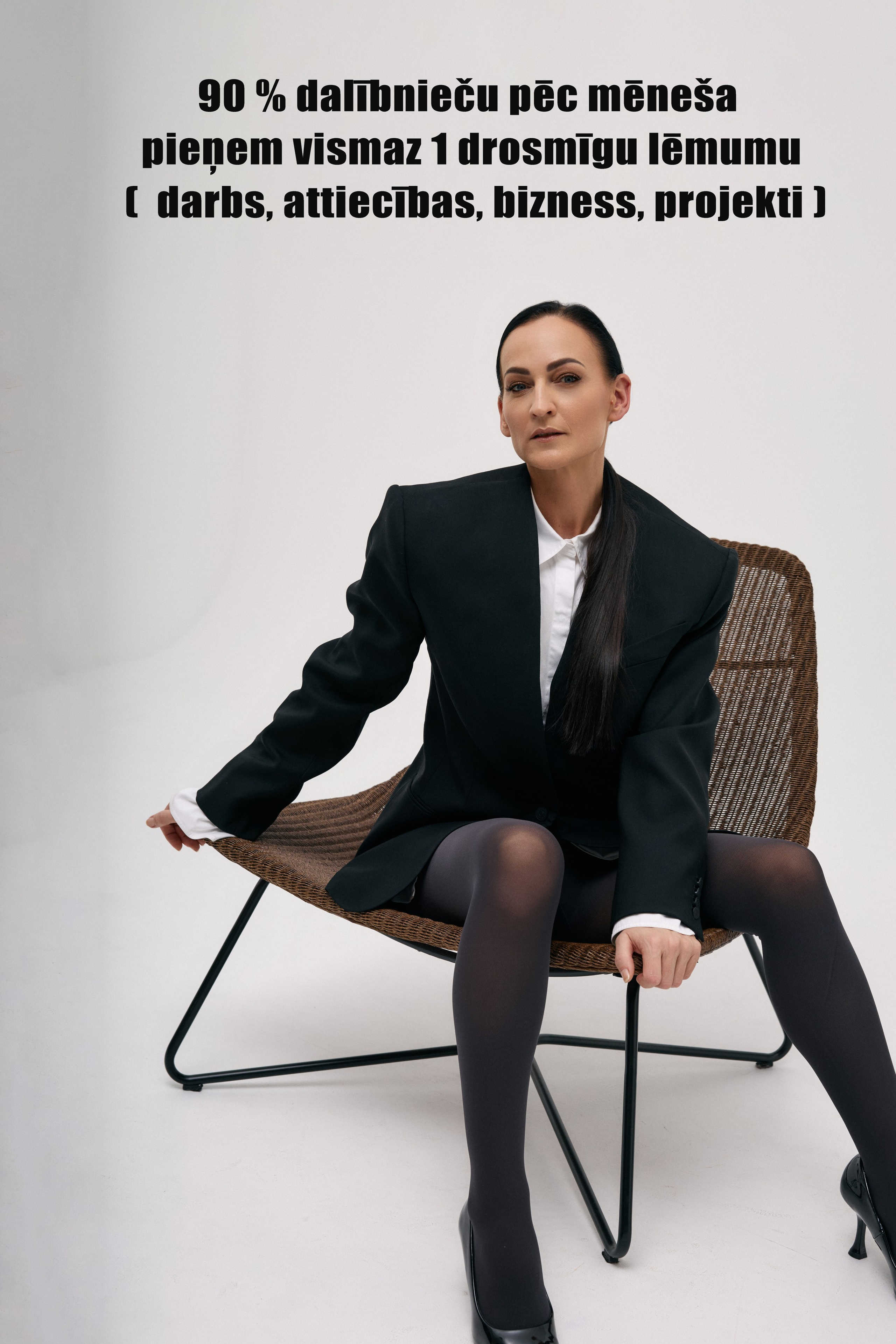 SIEVIEŠU MENTORINGS. Sieviešu fotogrāfe Nadja Kraukle