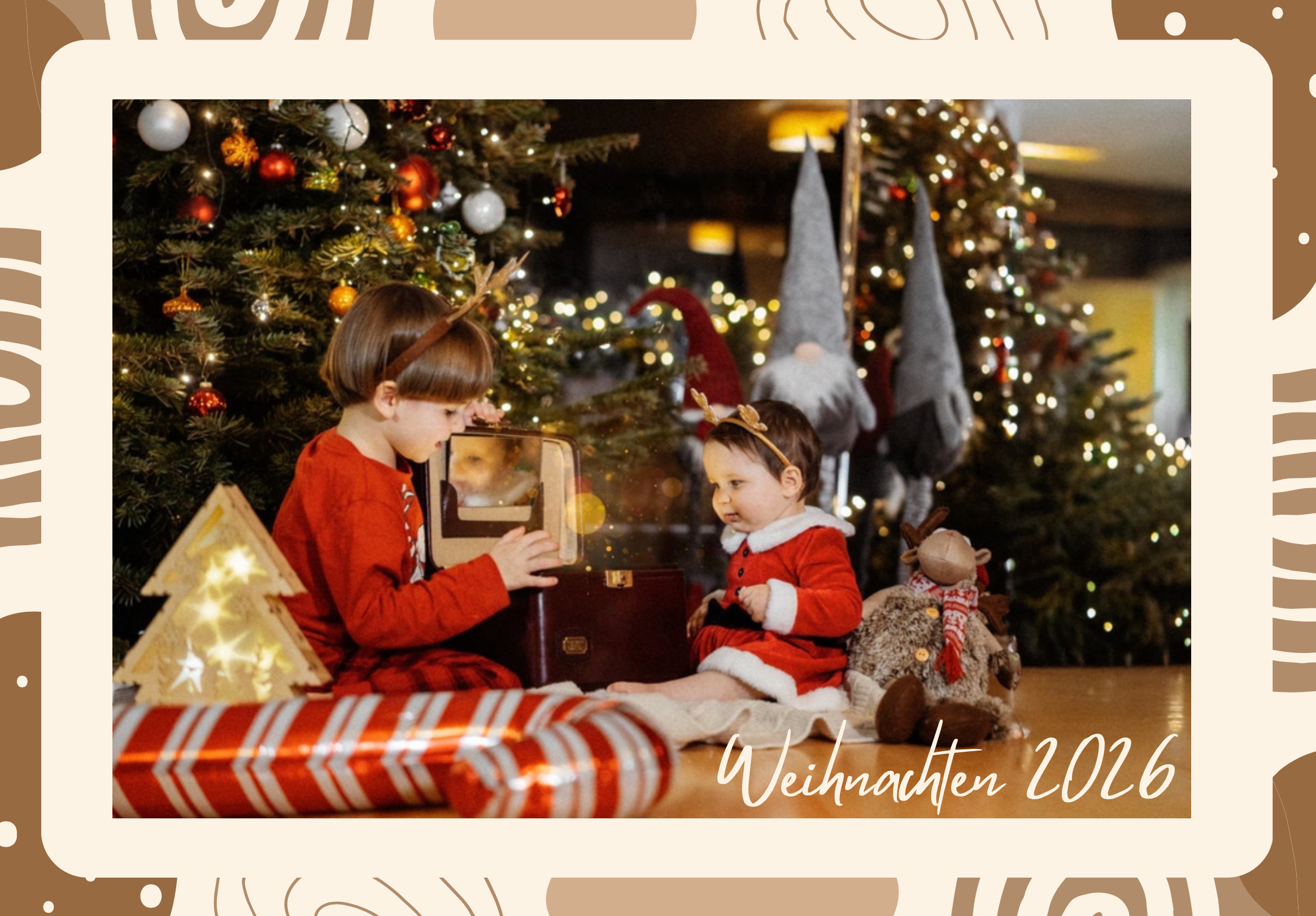 🎄 Weihnachtsshootings & Gutscheine 2026. Wedding and reportage photographer in Munich, Regensburg, Bavaria & all across Germany — LORAN Media
