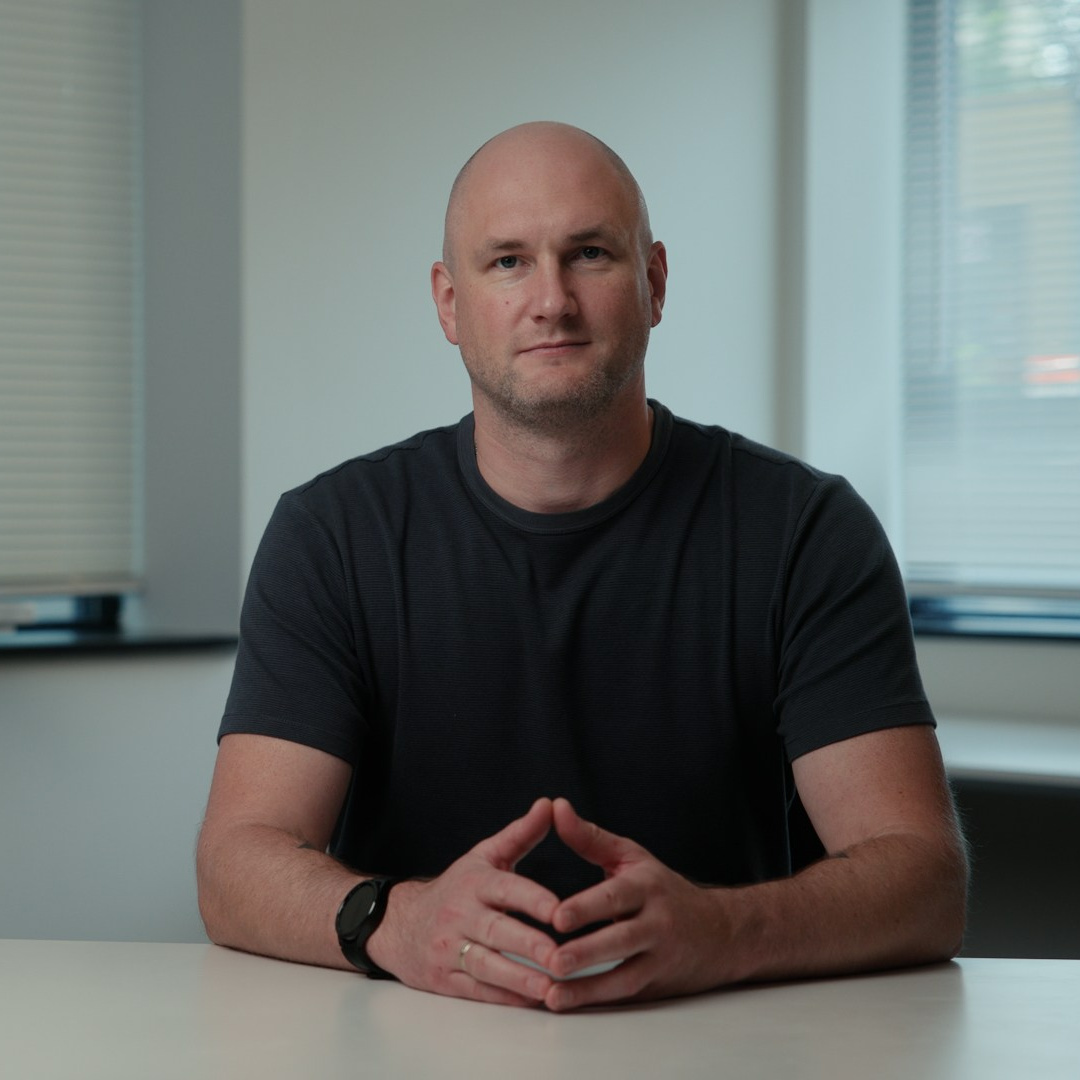 Contact. Capella Film