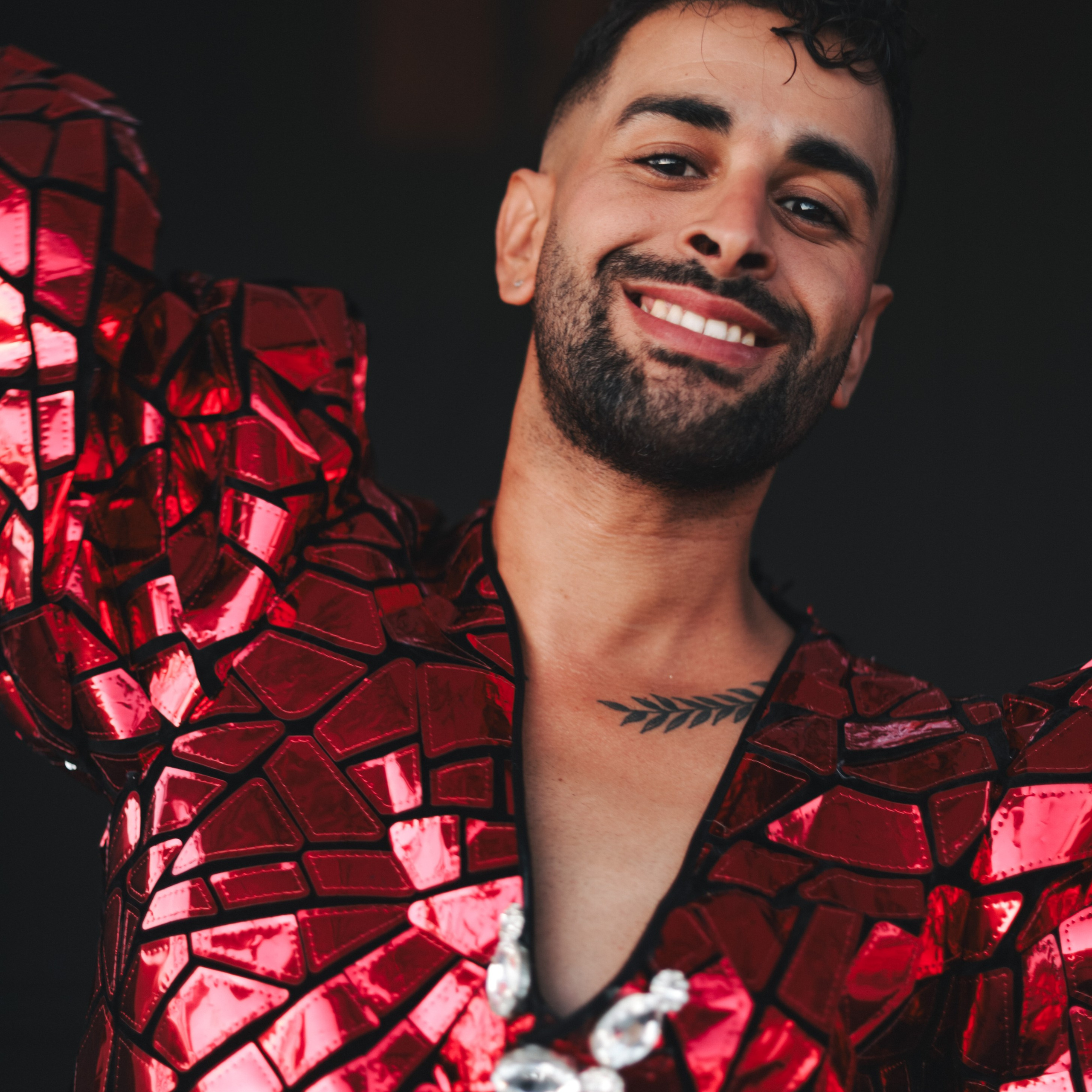 Book a Photoshoot in Crete – Contact Maria Chedroom. Photographer Maria Chedroom