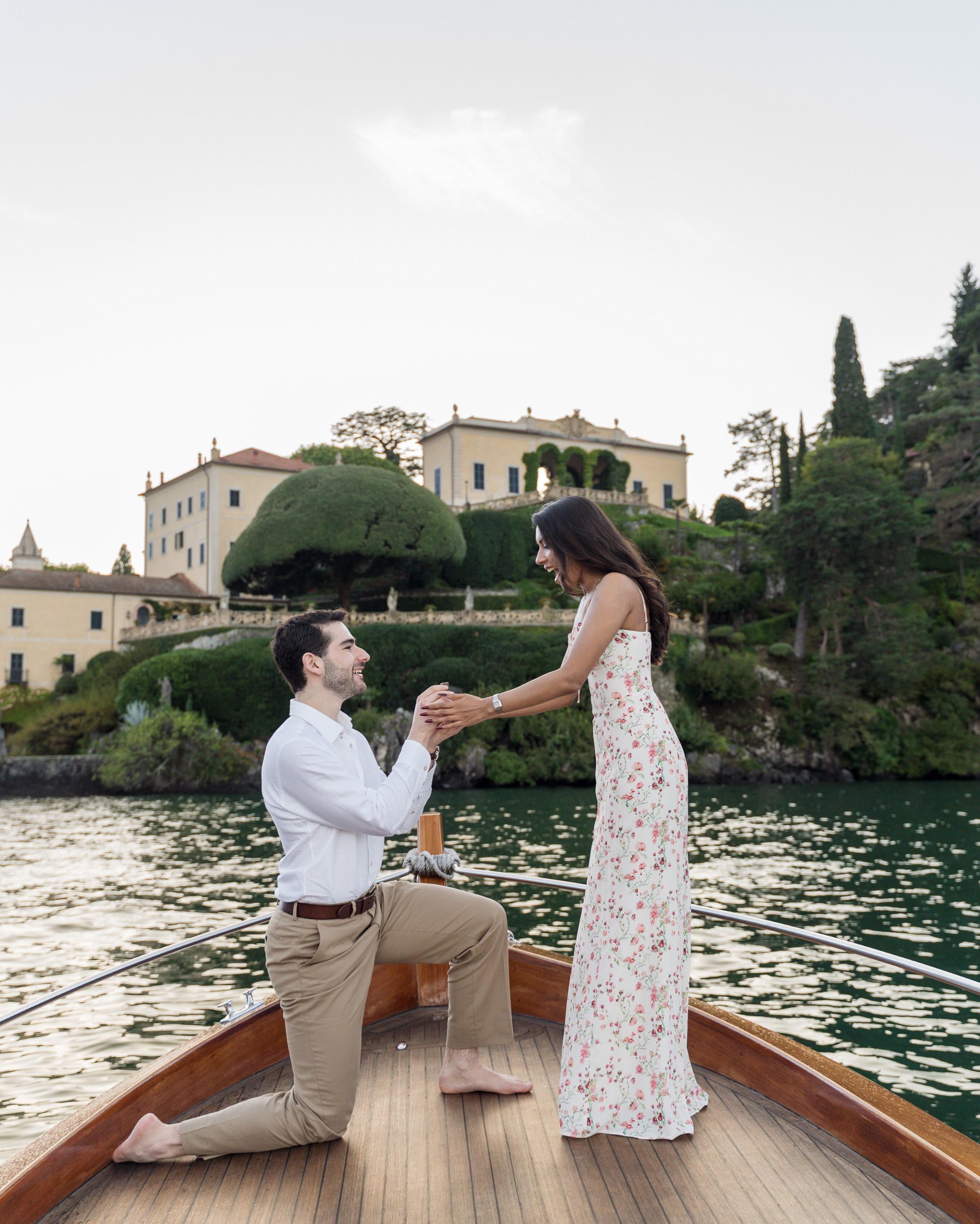 Lake Como Proposal Ideas. Proposal Photographer in Lake Como