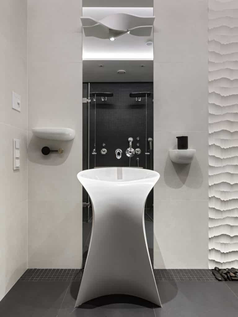 LAKE HOUSE IN LATVIA