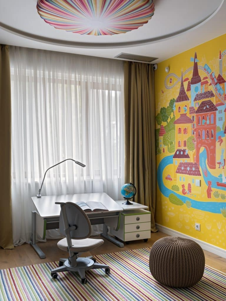 LAKE HOUSE IN LATVIA