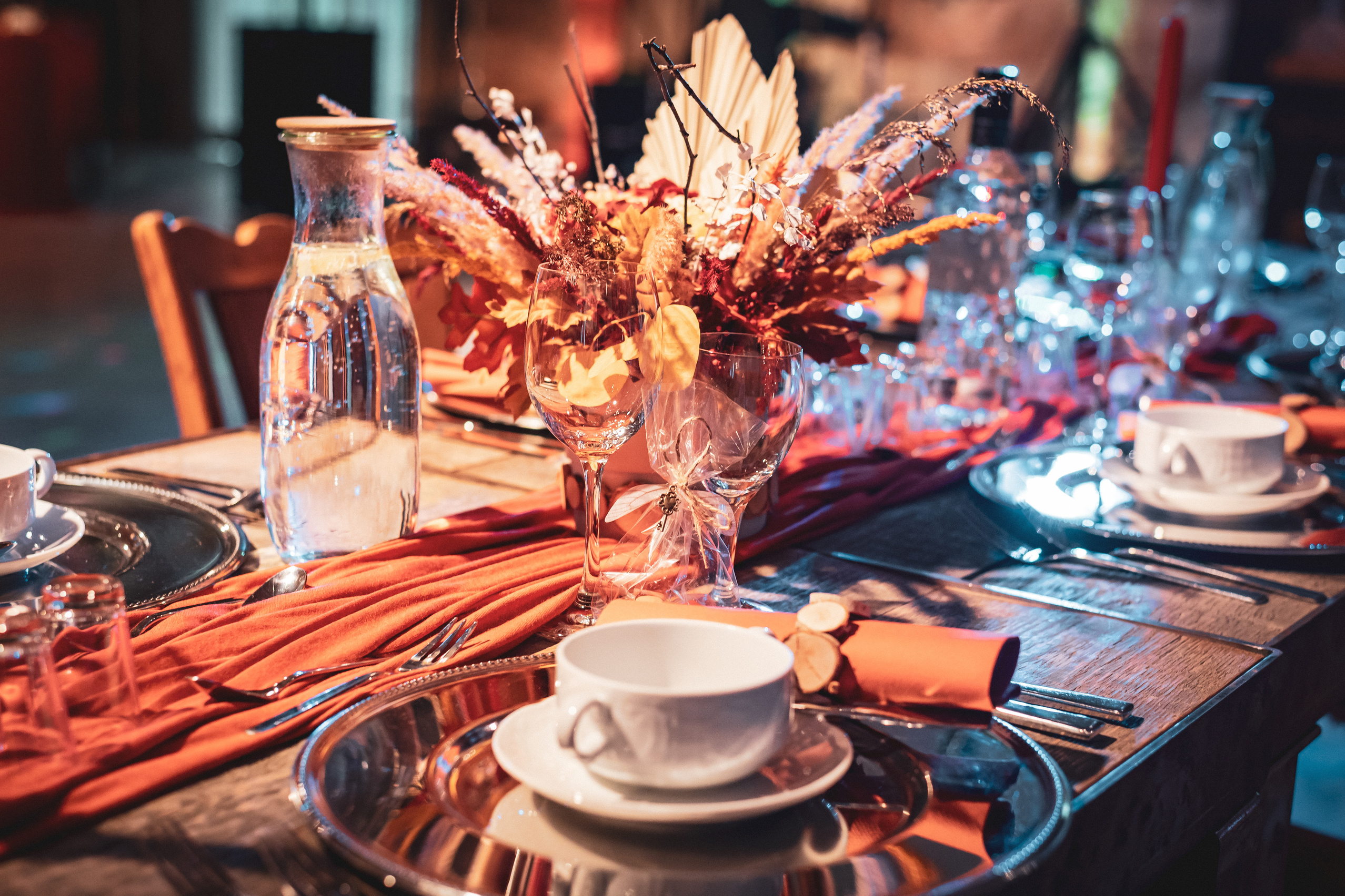 Hochzeitsreportage. Ich bin Max, Designer, Art & Hochzeitsfotograf aus Germaringen