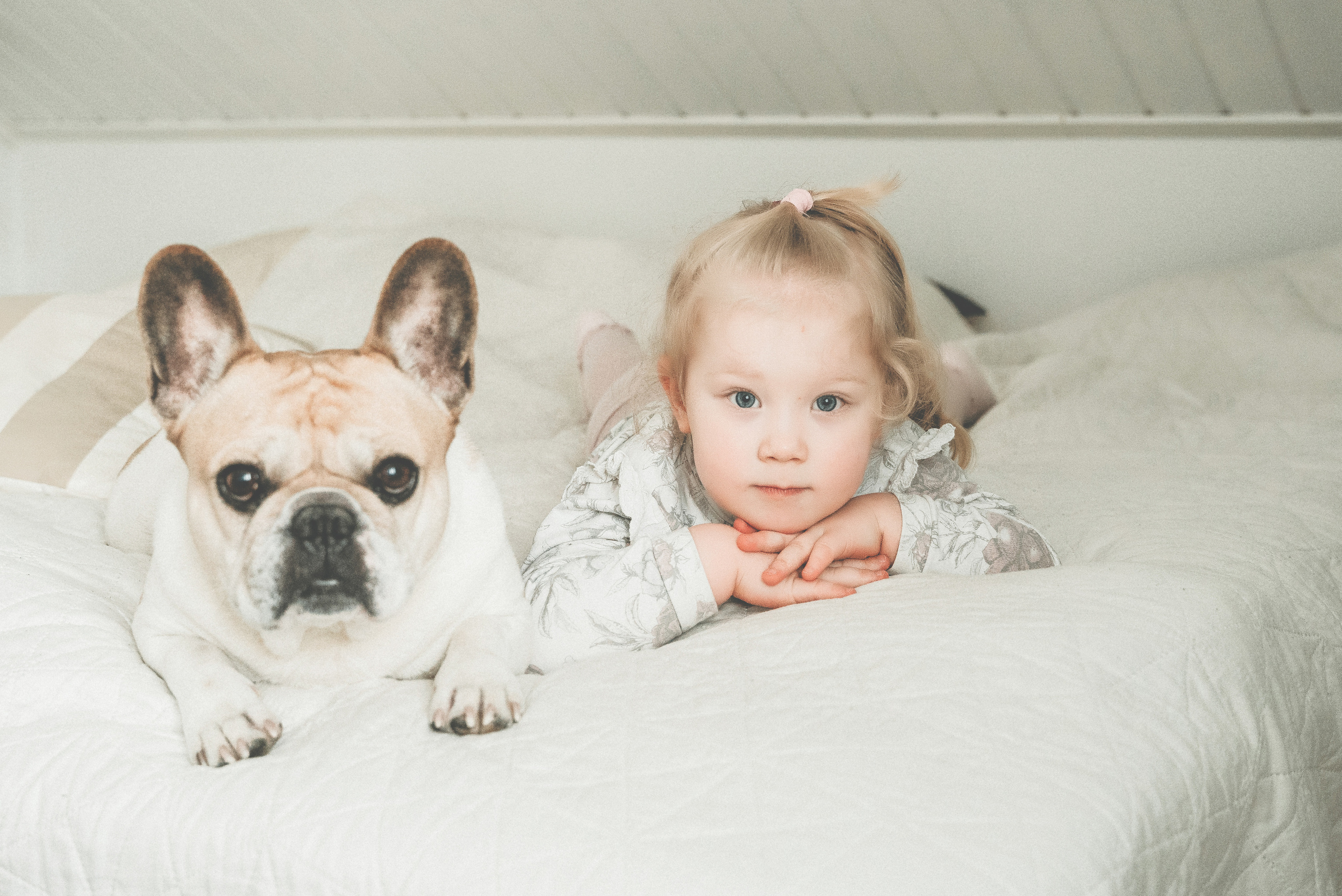 Lifestyle-kuvaus kotona. Senjakulmala.fi