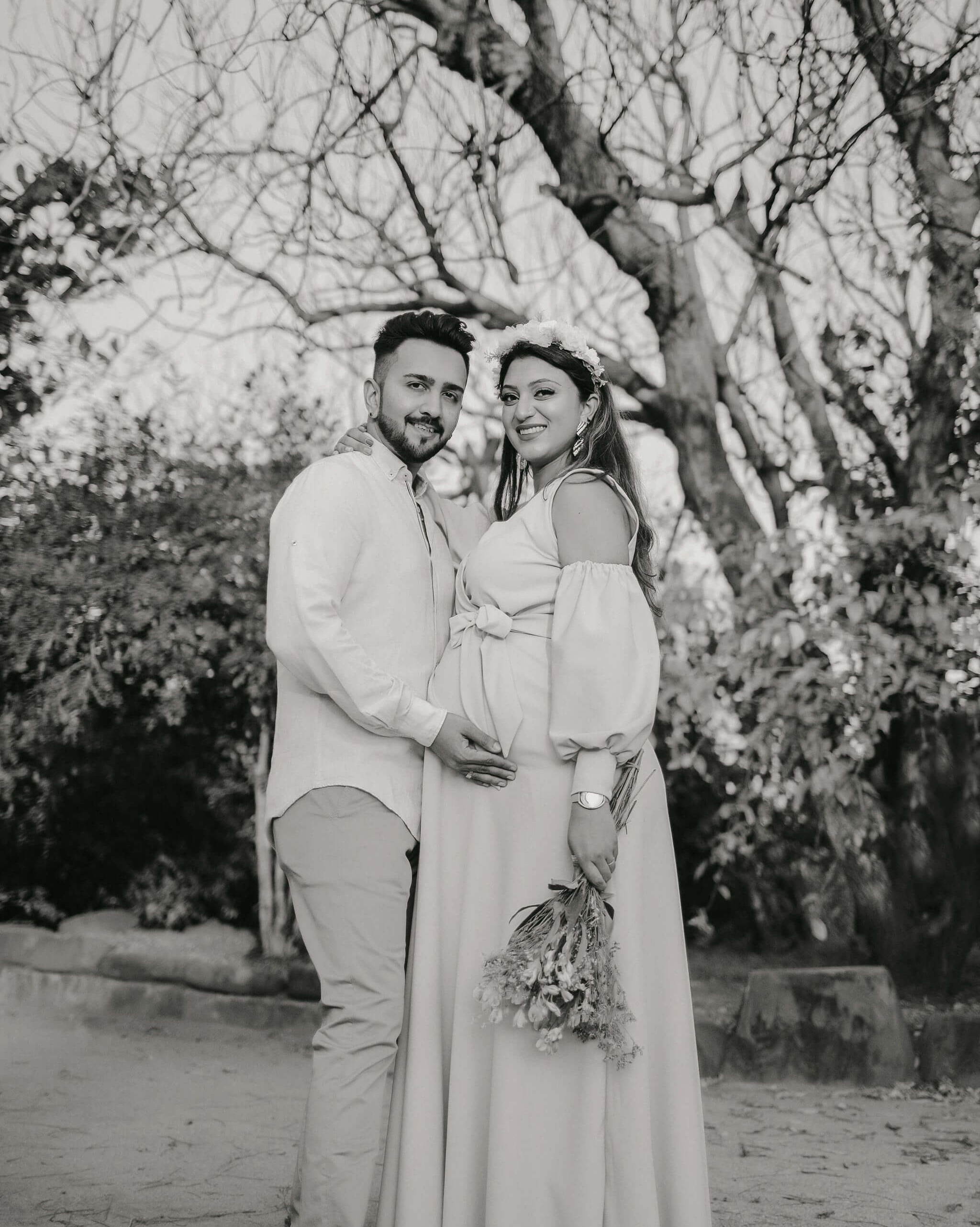 Mombasa Garden maternity session with cinematic feel, perfectly styled for timeless photo albums.