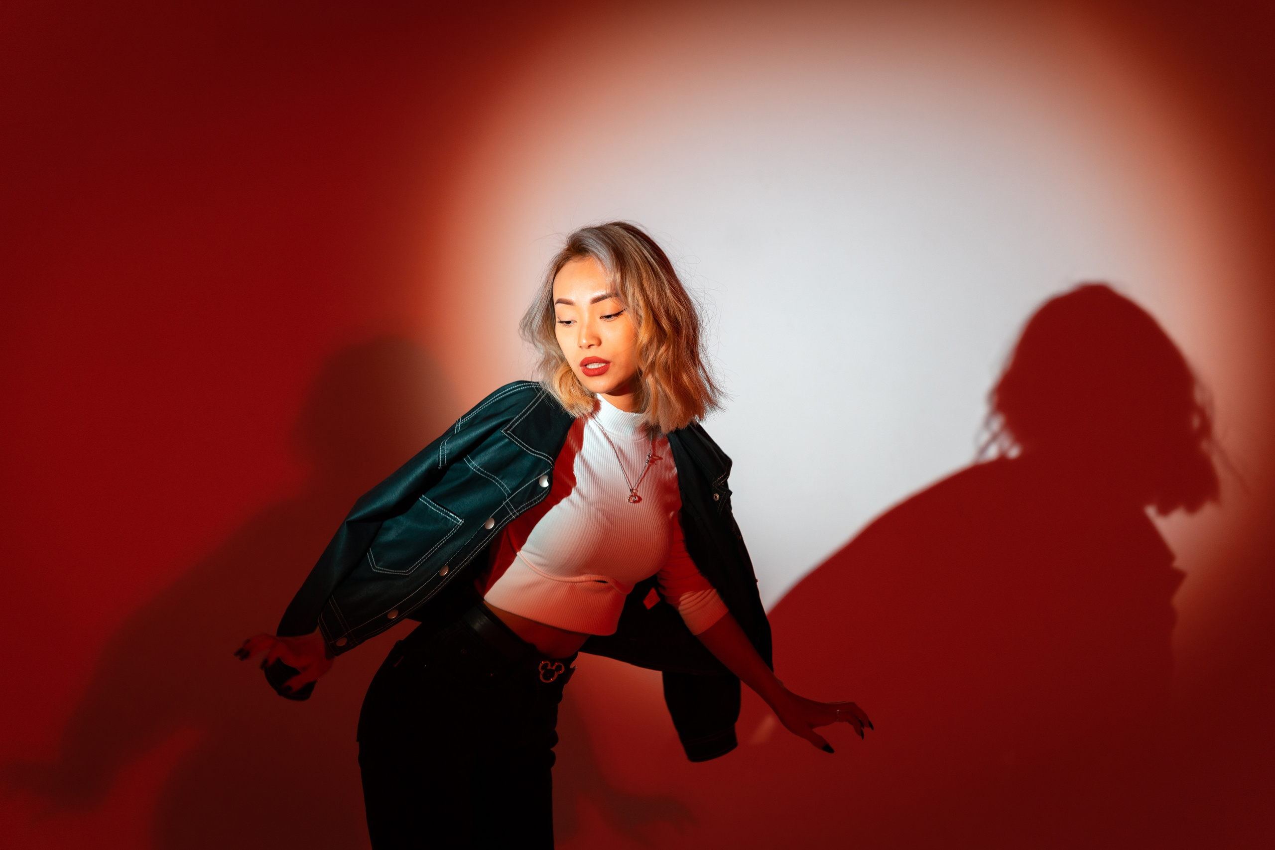 Жёсткий свет. Студия. Фотограф Григорий Кравец